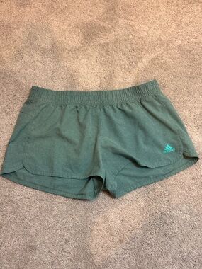 Adidas Women's Pacer Woven Running Athletic Shorts Size L Like New